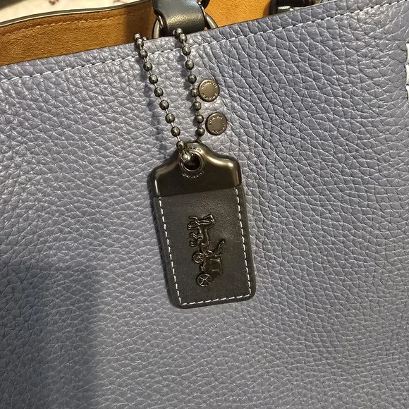 Coach Rouge 30 - Picture 12 of 14